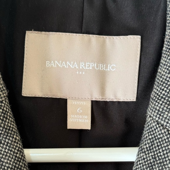 Banana Republic Tweed Blazer - Picture 7 of 10